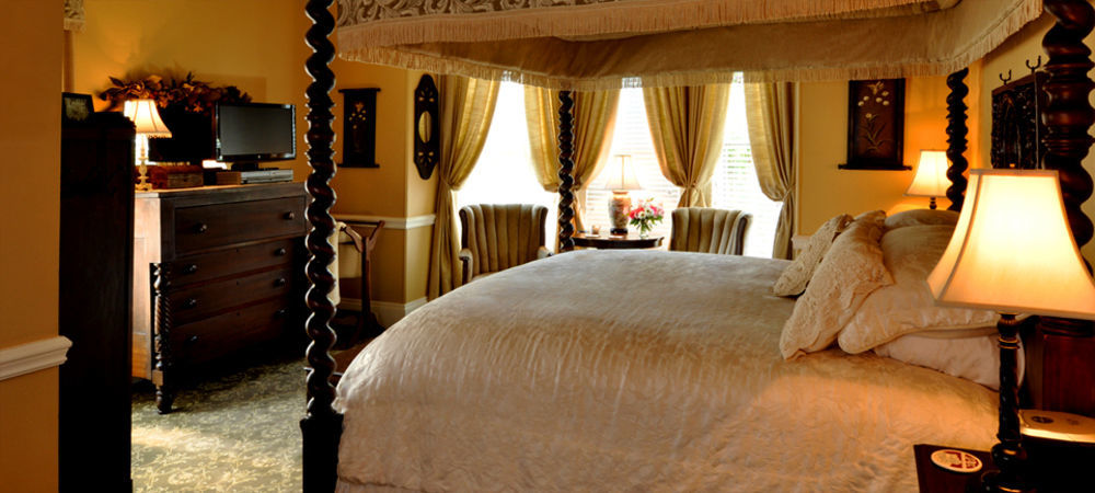 The Aerie Bed & Breakfast New Bern Bagian luar foto