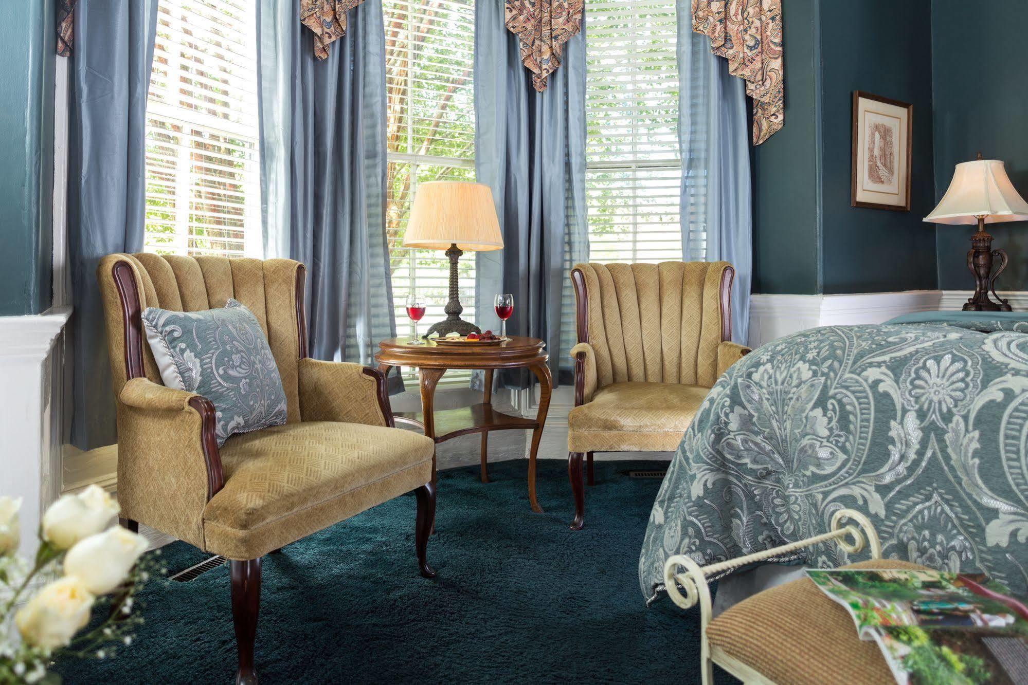 The Aerie Bed & Breakfast New Bern Bagian luar foto